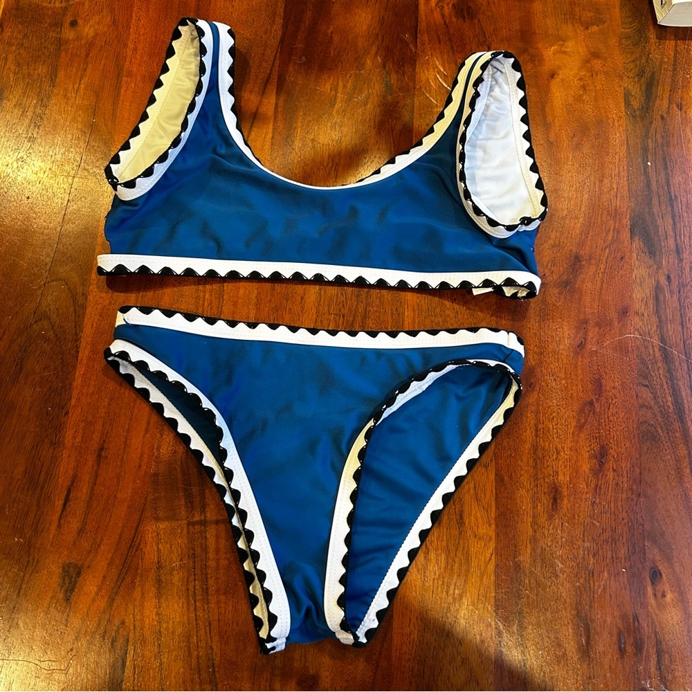 Blue and White Bikini Set with Black Trim. Size 11-13 years old 150cm.